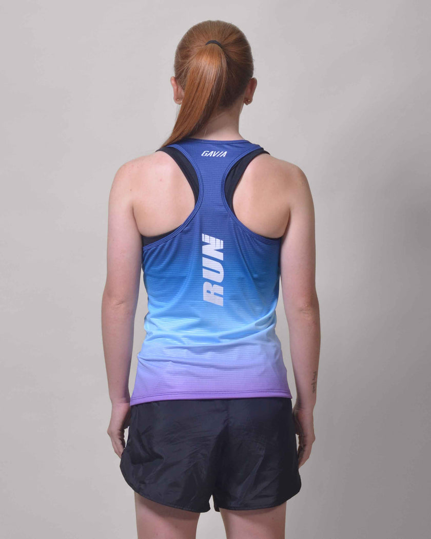 CAMISILLA RUNNING CELESTE