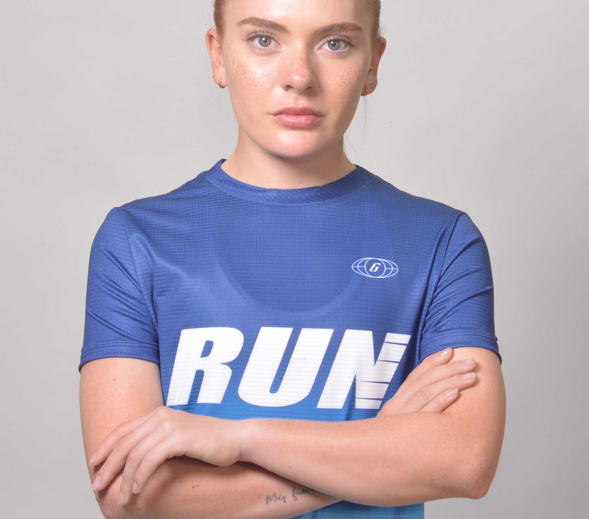 CAMISETA RUNNING CELESTE