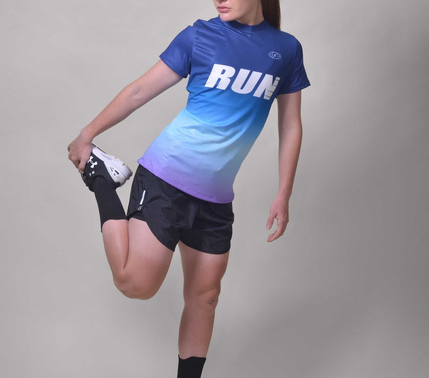 CAMISETA RUNNING CELESTE