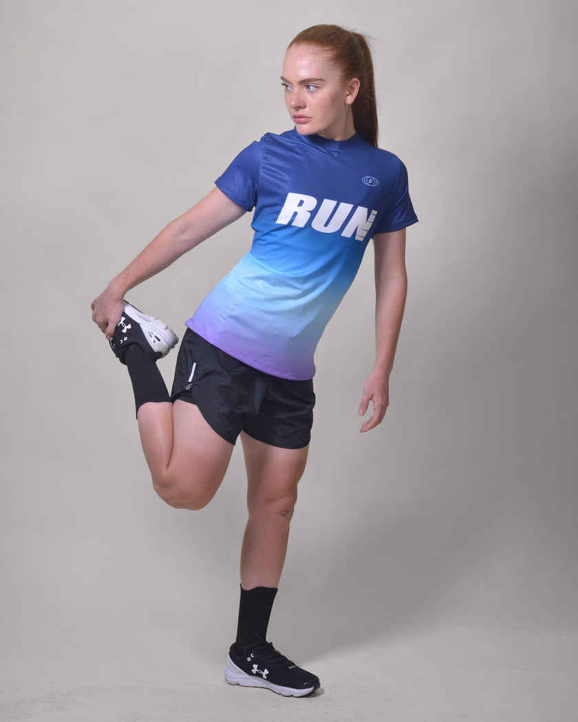 CAMISETA RUNNING CELESTE